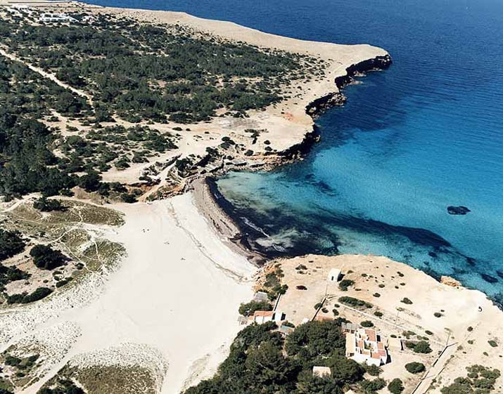 balearic-islands-formentera-cala-saona-01