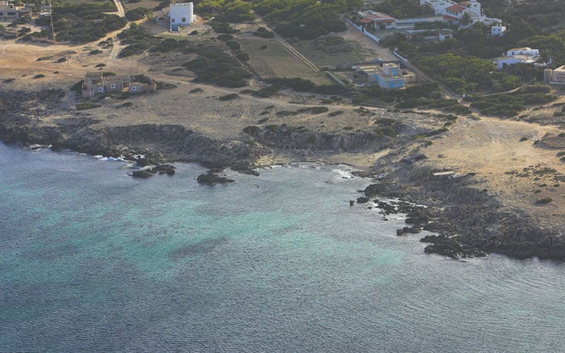 balearic-islands-formentera-platja-de-ses-canyes-01
