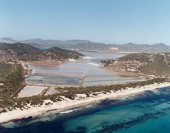 balearic-islands-ibiza-sant-josep-de-sa-talaia-es-cavallet-01