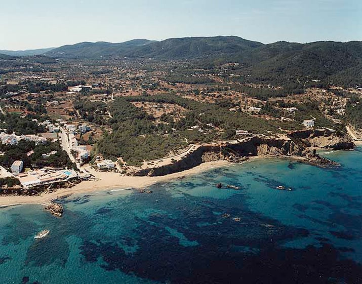 balearic-islands-ibiza-santa-eulalia-del-rio-es-figueral-01
