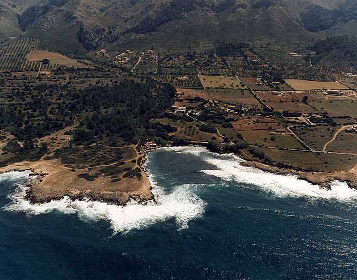 balearic-islands-mallorca-arta-calo-des-cans-01