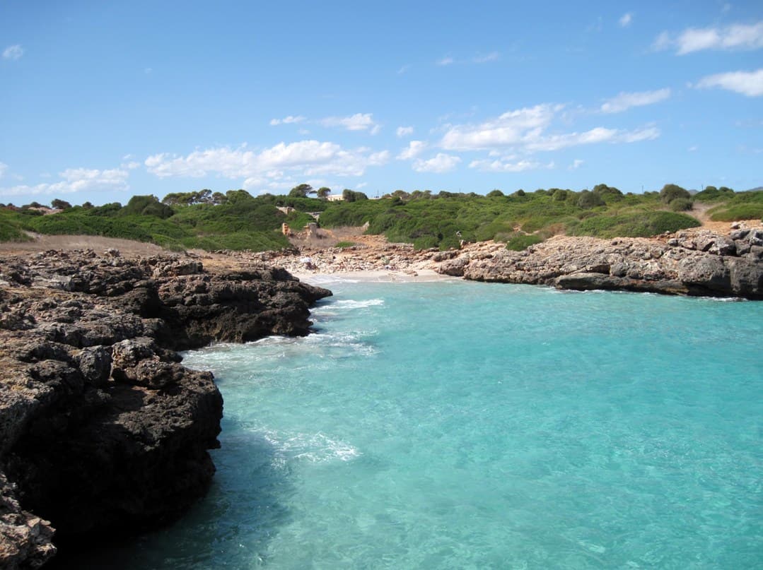 balearic-islands-mallorca-manacor-cala-rafalino-01