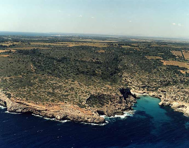 balearic-islands-mallorca-santanyi-cala-marmols-01